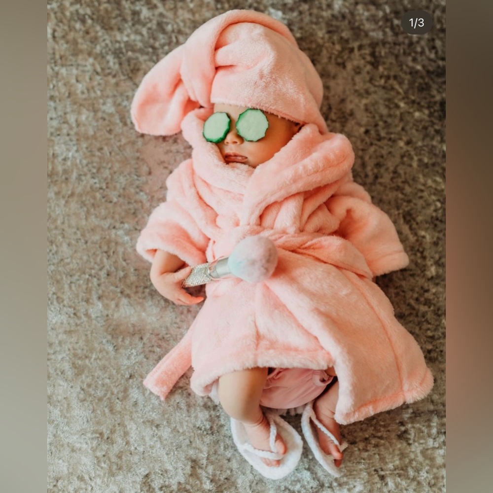 Newborn spa outfit for pictures